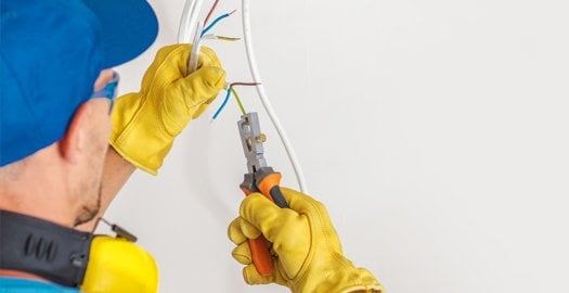 安装人员和承包商